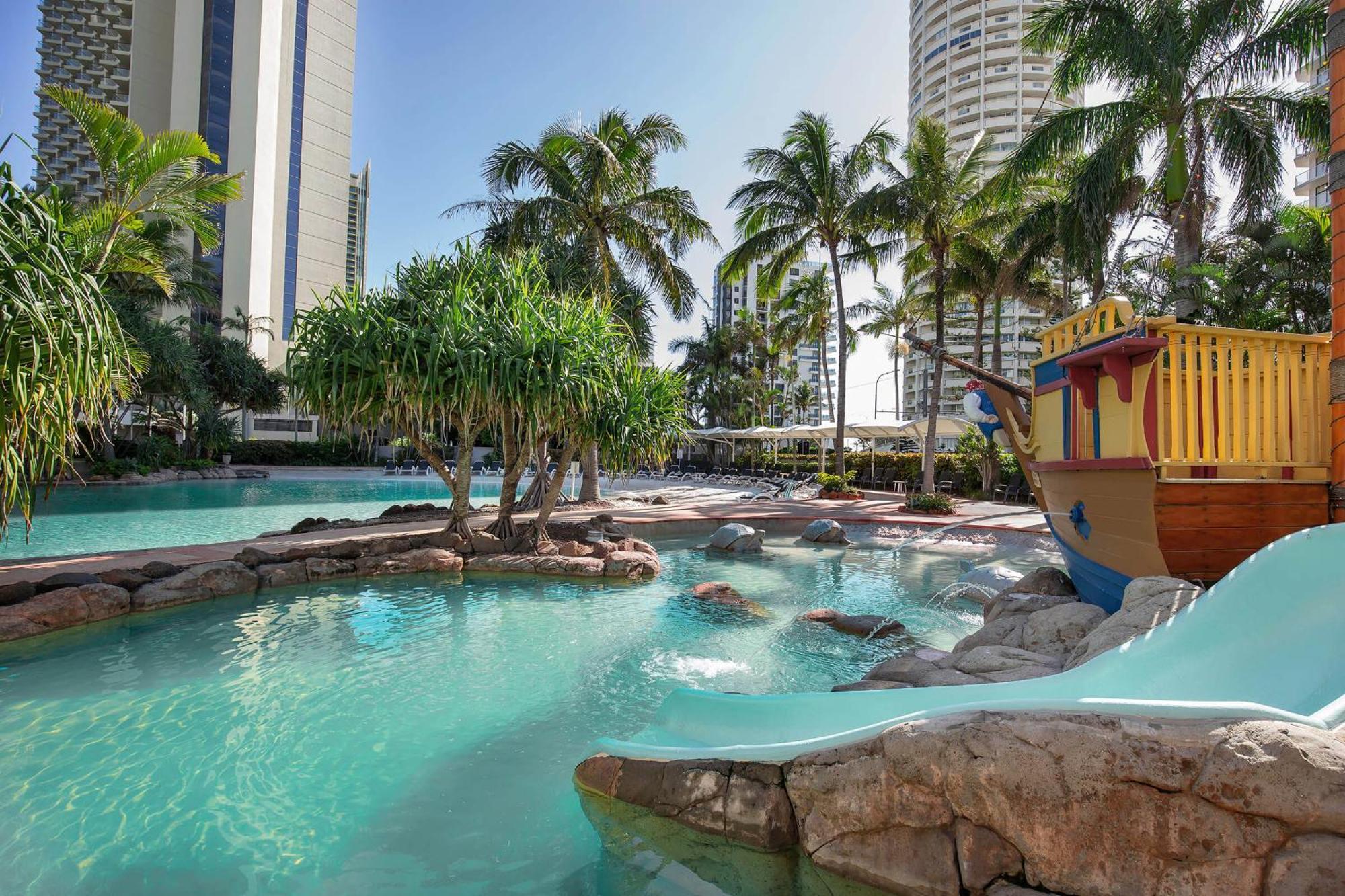 Holiday Holiday Crown Towers Gold Coast Dış mekan fotoğraf